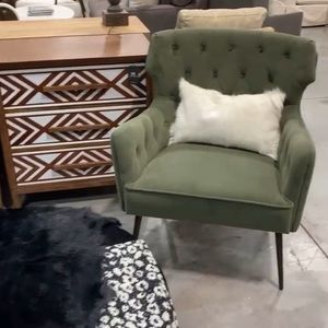 Meet your Posher, Abigail